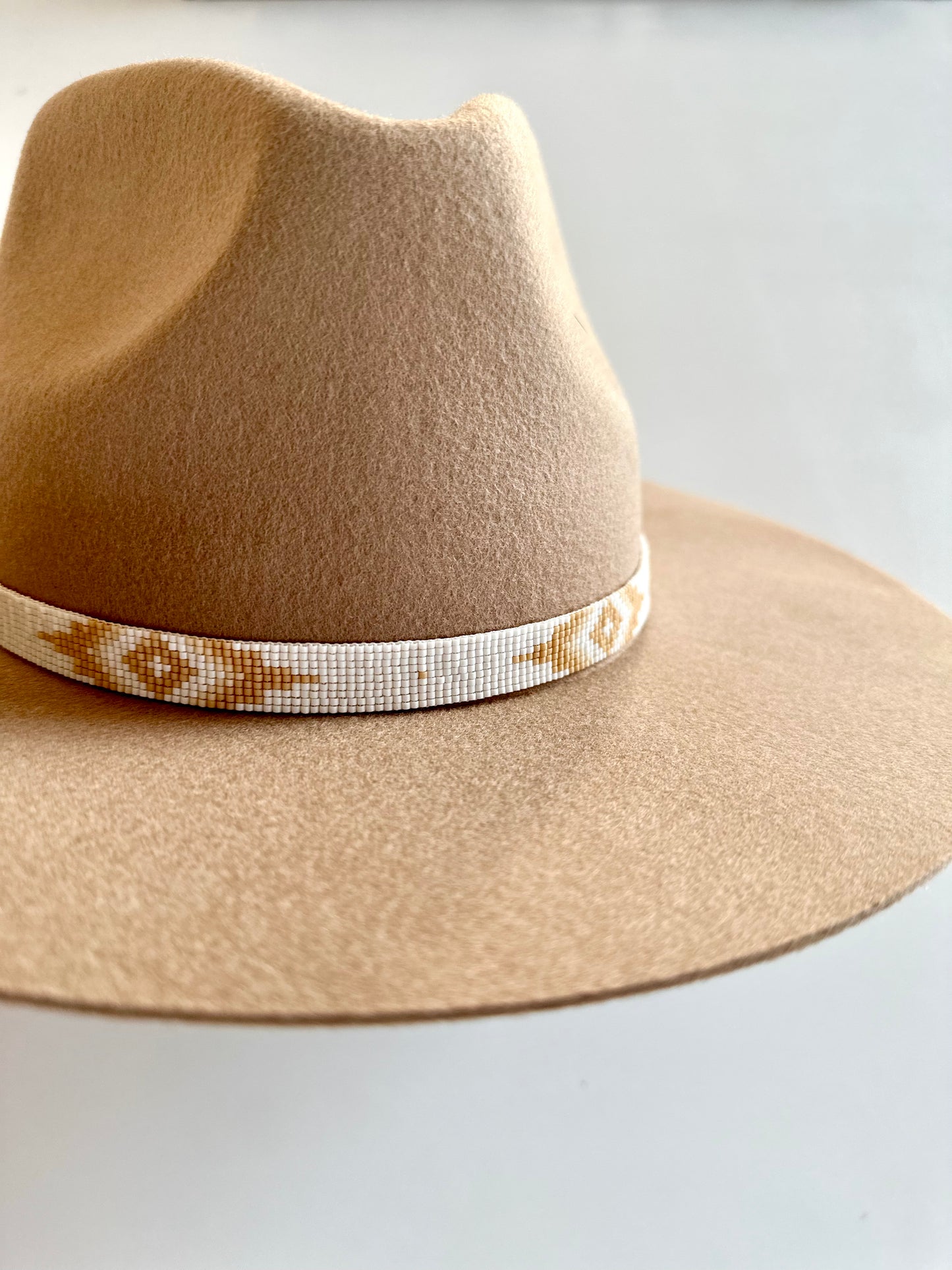 Western Hatband: White and Tan