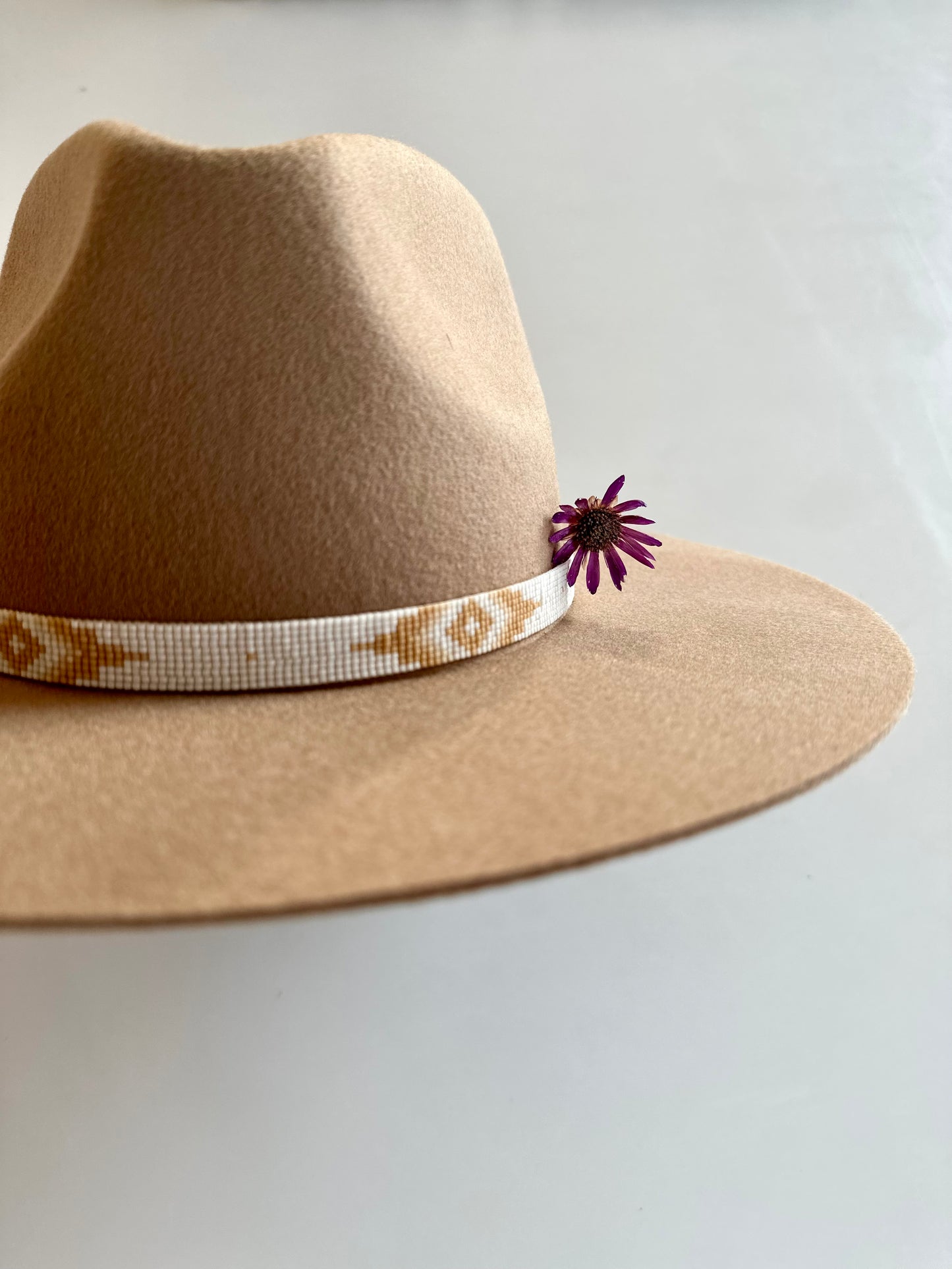 Western Hatband: White and Tan