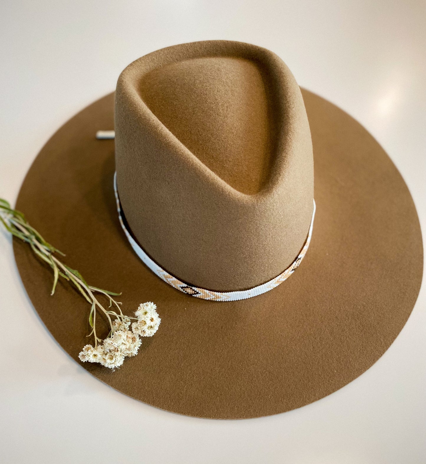 Radiant Hatband: White and Brown